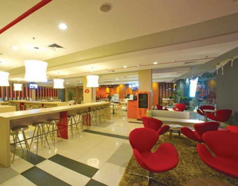 1O1 Urban Jakarta Kelapa Gading Eksteriør bilde